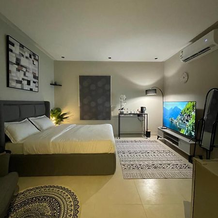 استوديو هادئ وحديث Apartment Riyadh Exterior photo