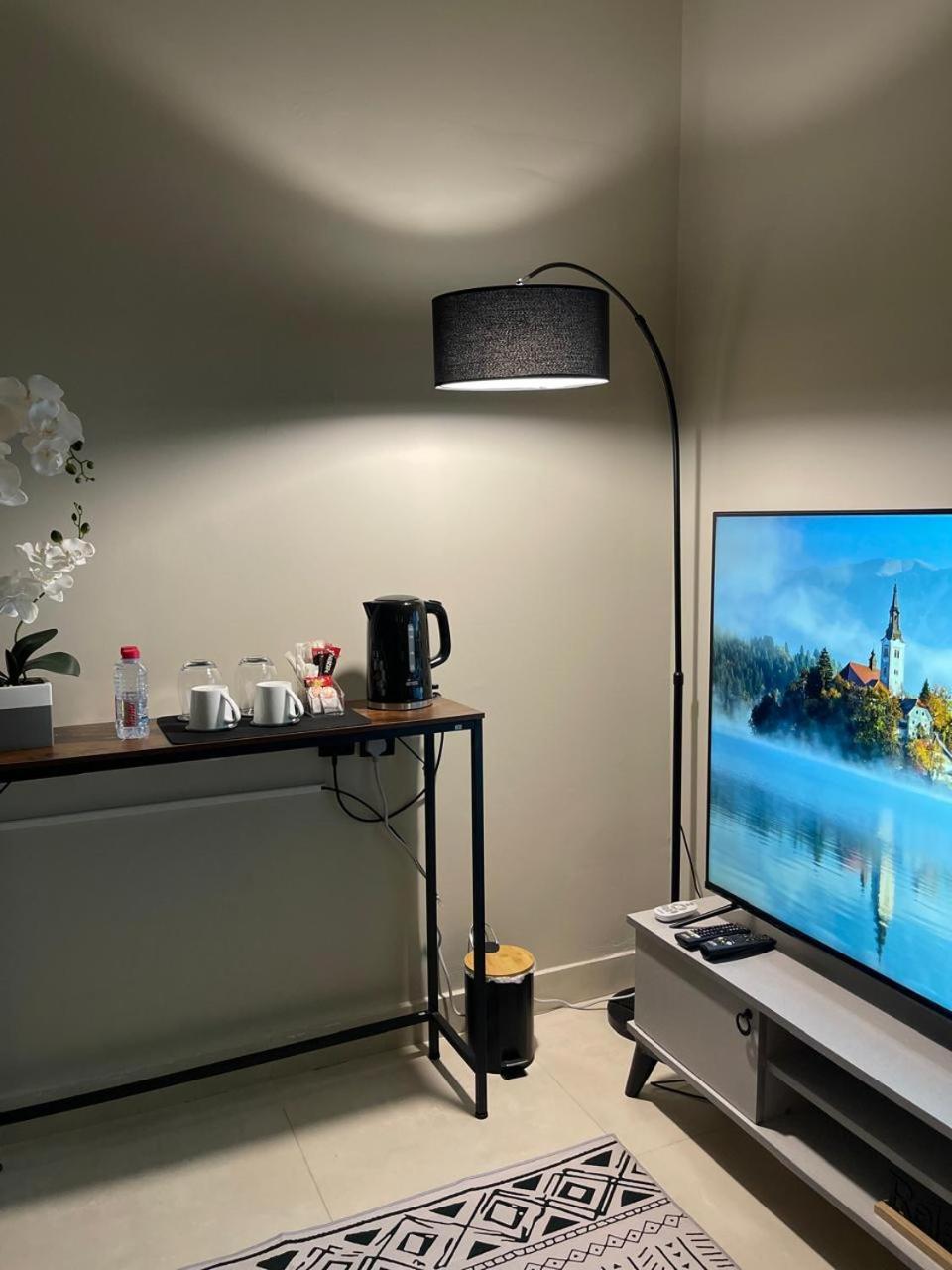 استوديو هادئ وحديث Apartment Riyadh Exterior photo