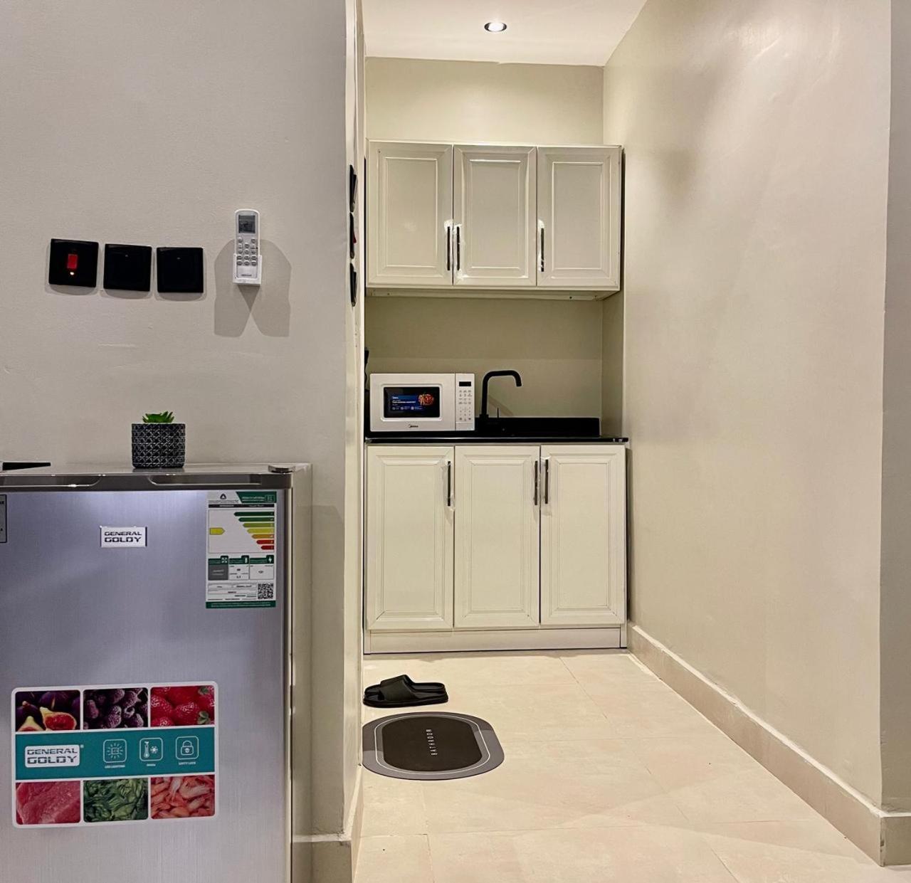 استوديو هادئ وحديث Apartment Riyadh Exterior photo